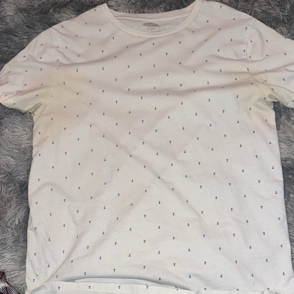 Old Navy White Short Sleeve Tee with Textured Dots
